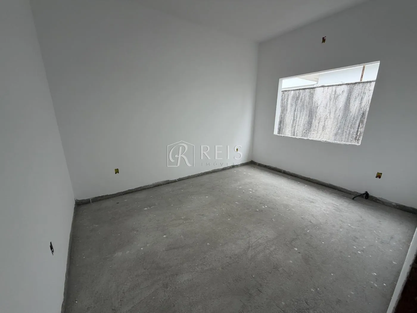 Imagem Casa para Venda em Rio das Ostras, Viverde, 3 dormitórios, 1 suíte, 3 banheiros, 4 vagas