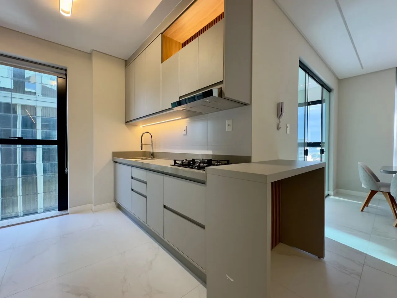Imagem Apartamento à venda com 124m2 por R$ 2.800.000,00