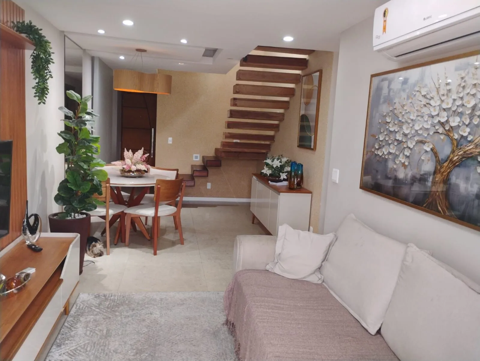 Imagem Apartamento à venda no bairro Vila Valqueire em Rio de Janeiro/RJ