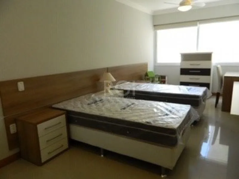 Imagem Apartamento para Venda - 190m², 4 dormitórios, sendo 4 suites, 2 vagas - Navegantes