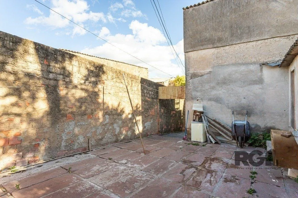Imagem terreno no bairro Medianeira com 435m²