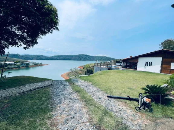 Chácara em Condomínio à Venda em Igaratá, 3.900 m² em Avenida Venancio Camilo Giachini