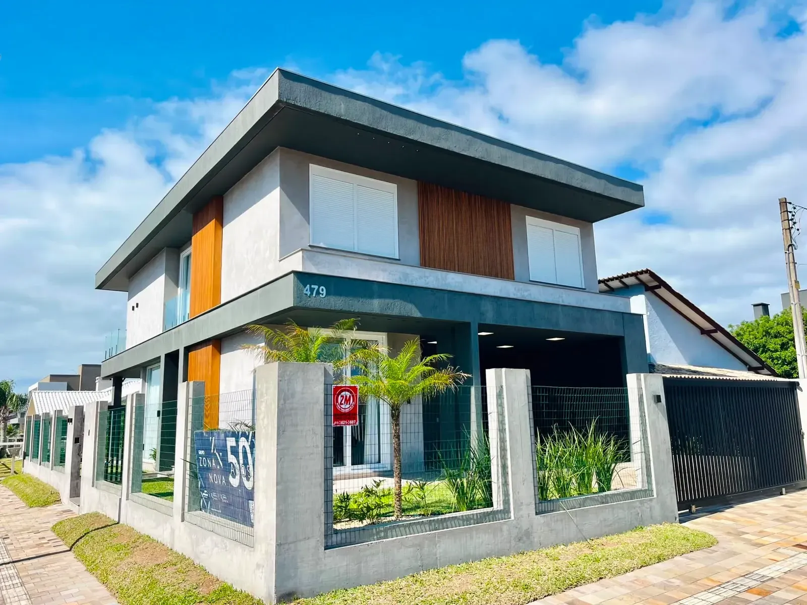 Imagem Sobrado com 4 Quartos à Venda, 290 m² em Village  - Capão da Canoa
