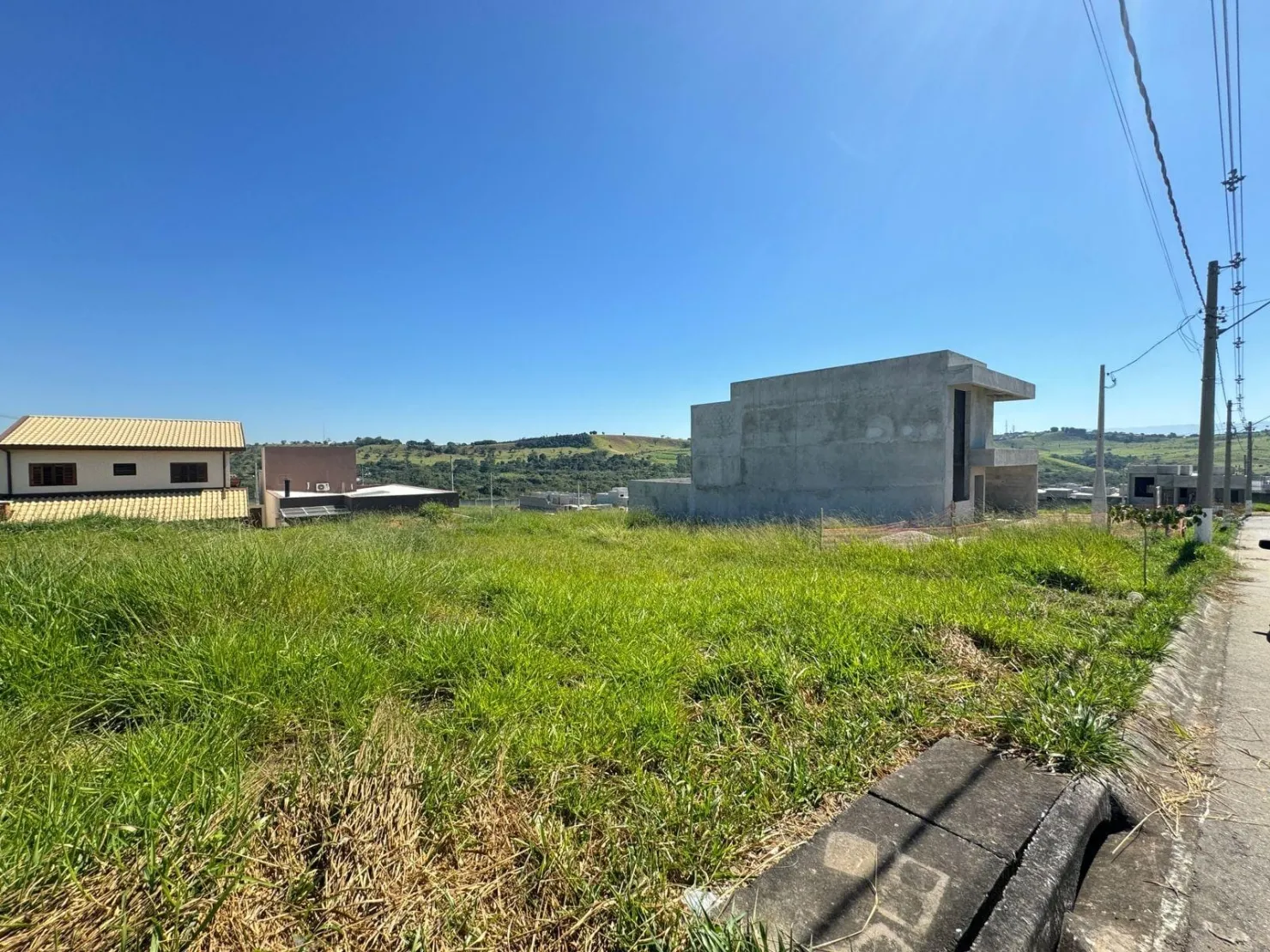 Foto do imóvel Terreno à venda 250M², Fazenda Itapecerica, Taubaté - SP | Condomínio Vale dos Cristais JADE
