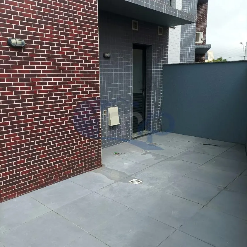 Imagem Apartamento de 2 Dormitorios com Terraço a Venda no Centro de Torres/RS