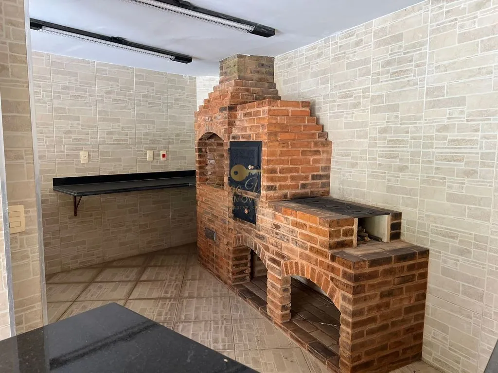 Imagem Casa em Condomínio para Venda em Teresópolis / RJ no bairro Comary