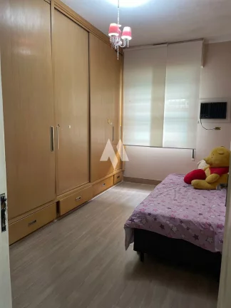 Imagem Casa com 2 dormitórios à venda, 105 m² por R$ 650.000 - Encruzilhada - Santos/SP
