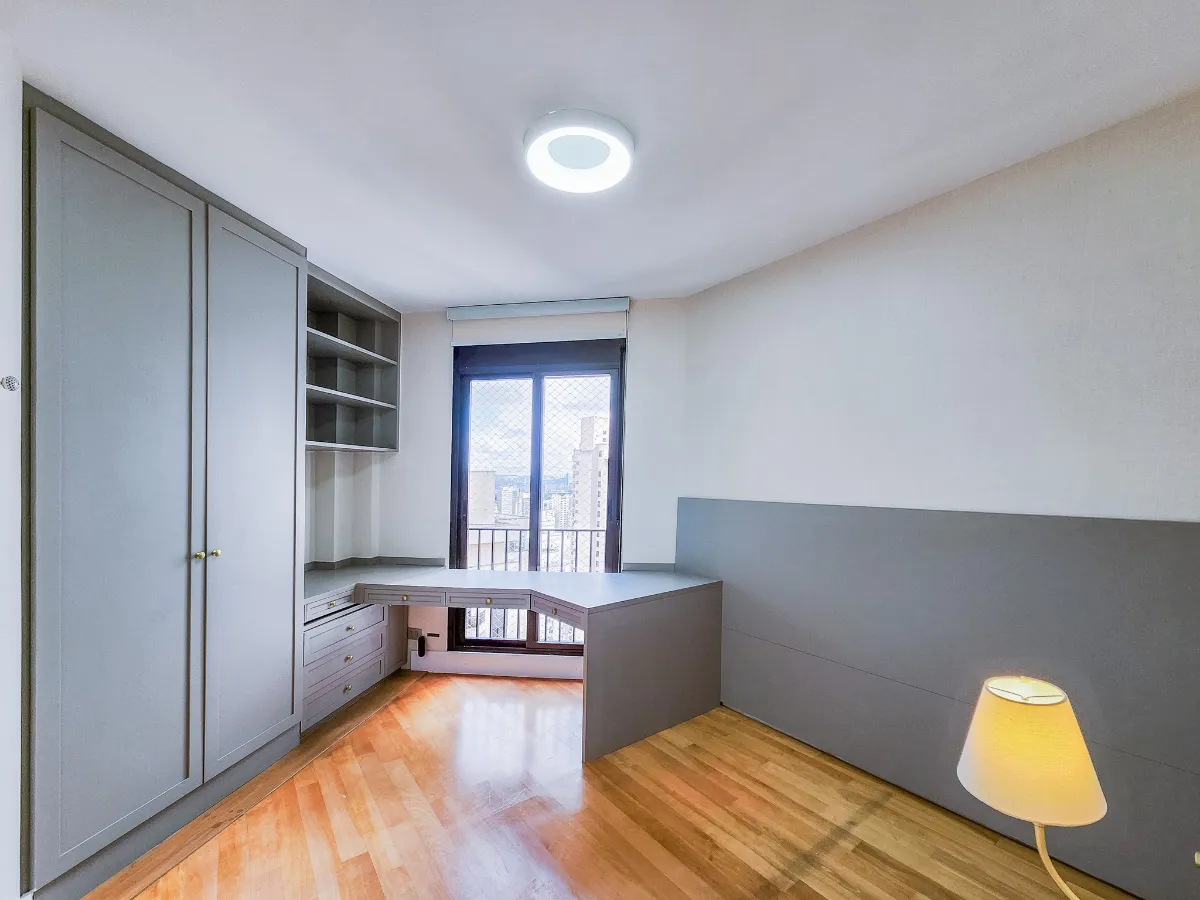 Imagem Apartamento para locação em Jardim Paulista com 3 quartos, sendo 3 suítes, 224m2