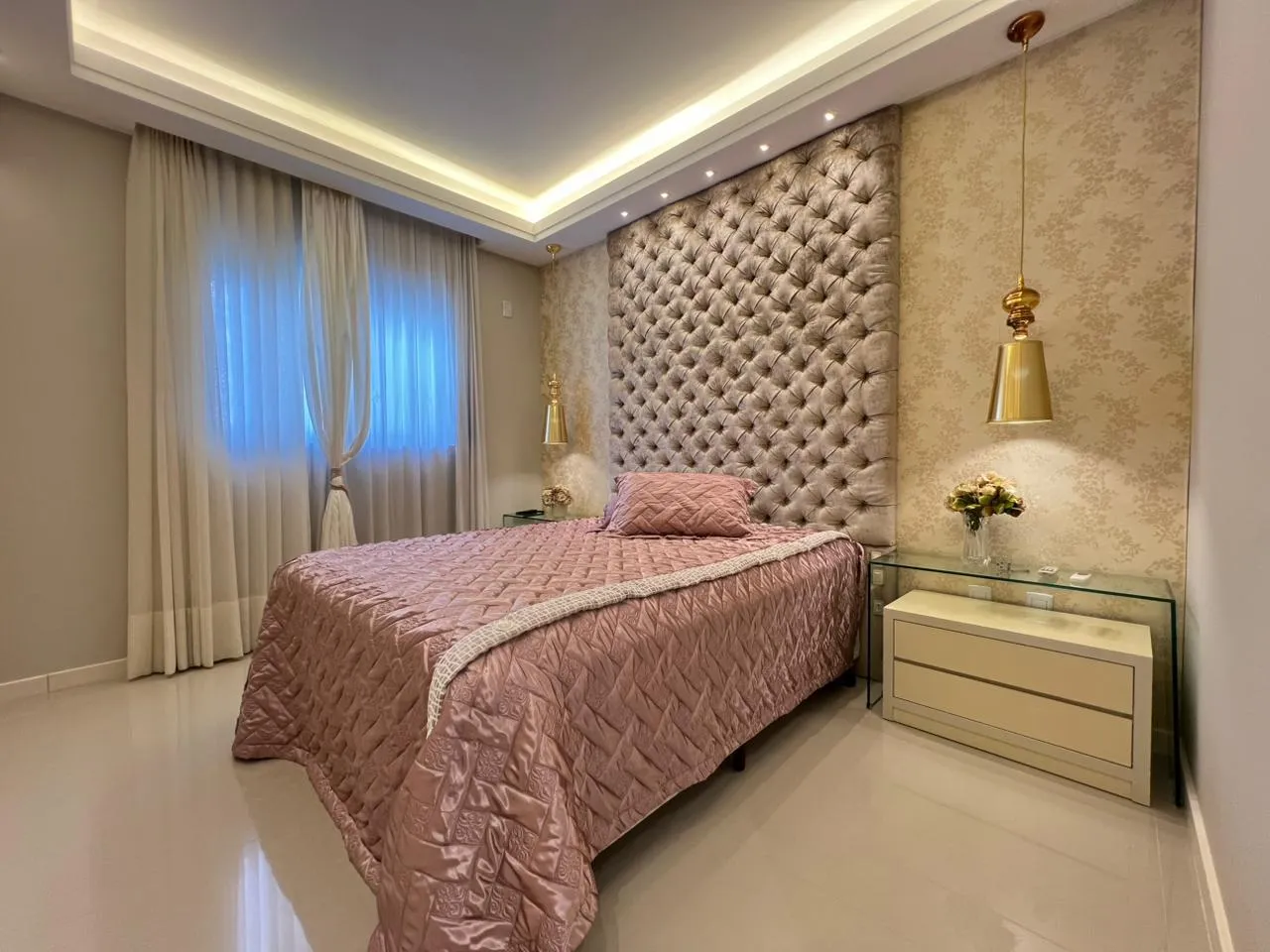 Imagem Apartamento com vista para o mar à venda com 148m2 por R$ 2.900.000,00