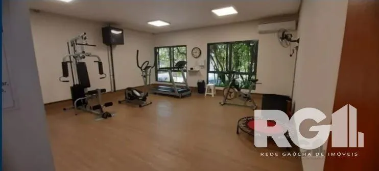 Imagem Casa em Condomínio 4 dorms à venda na Agronomia -