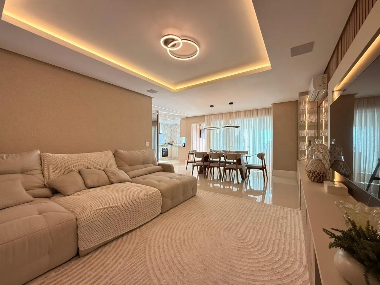 Imagem Apartamento com vista para o mar à venda com 292m2 por R$ 9.500.000,00
