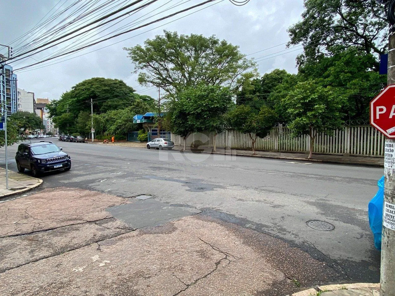 Imagem Casa de esquina com 64m², próximo ao Cais Embarcadero