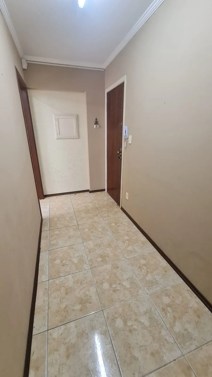Imagem Sala comercial à venda, Centro de Sorocaba, 25 m², recepção, pronta para uso, próxima à Rua São Bento e ao Boulevard Braguinha, ideal para escritório