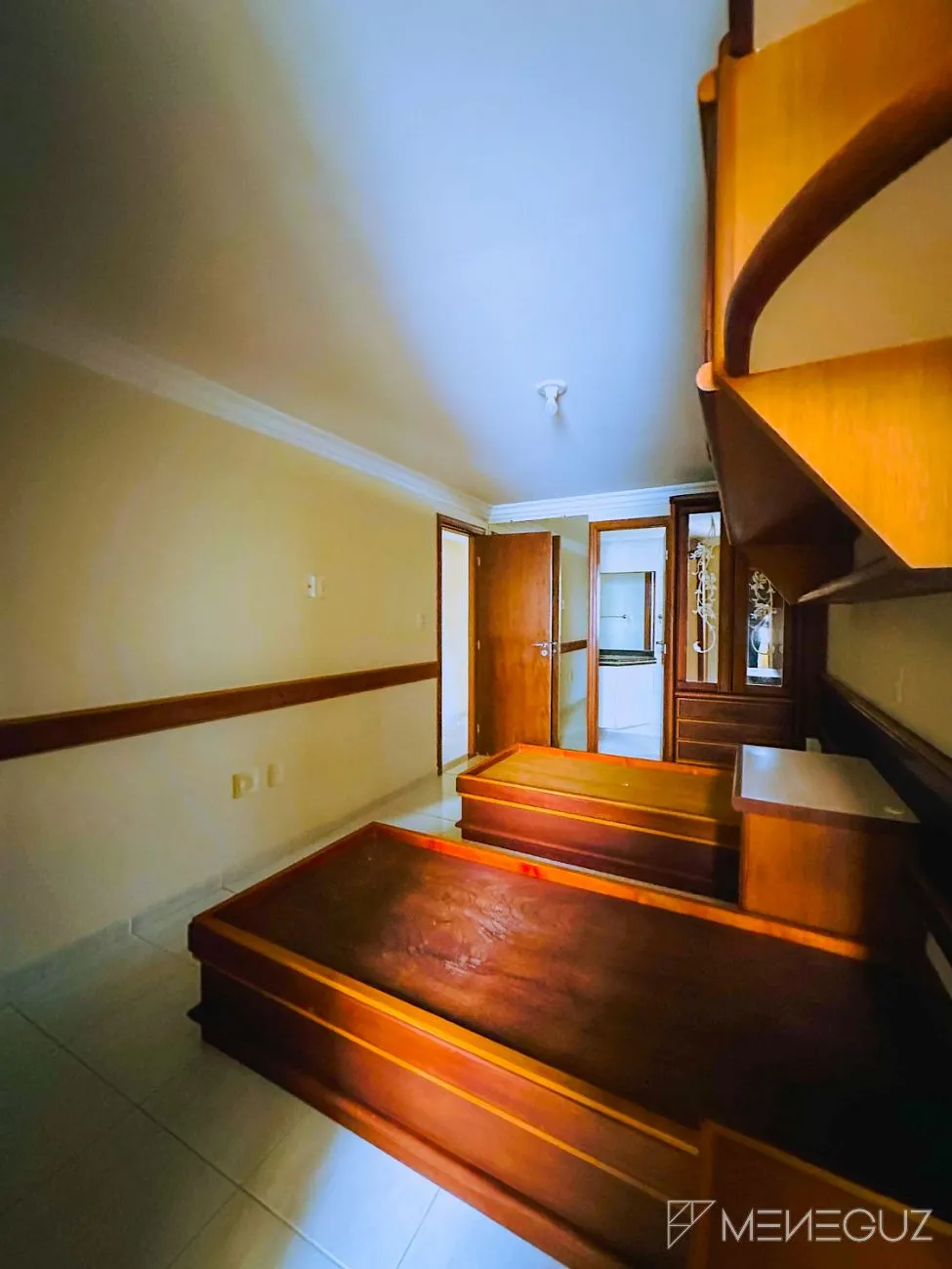 Imagem Apartamento de alto padrão a venda de frente para o mar com 4 Suítes na Deslumbrante Praia do Morro, em Guarapari