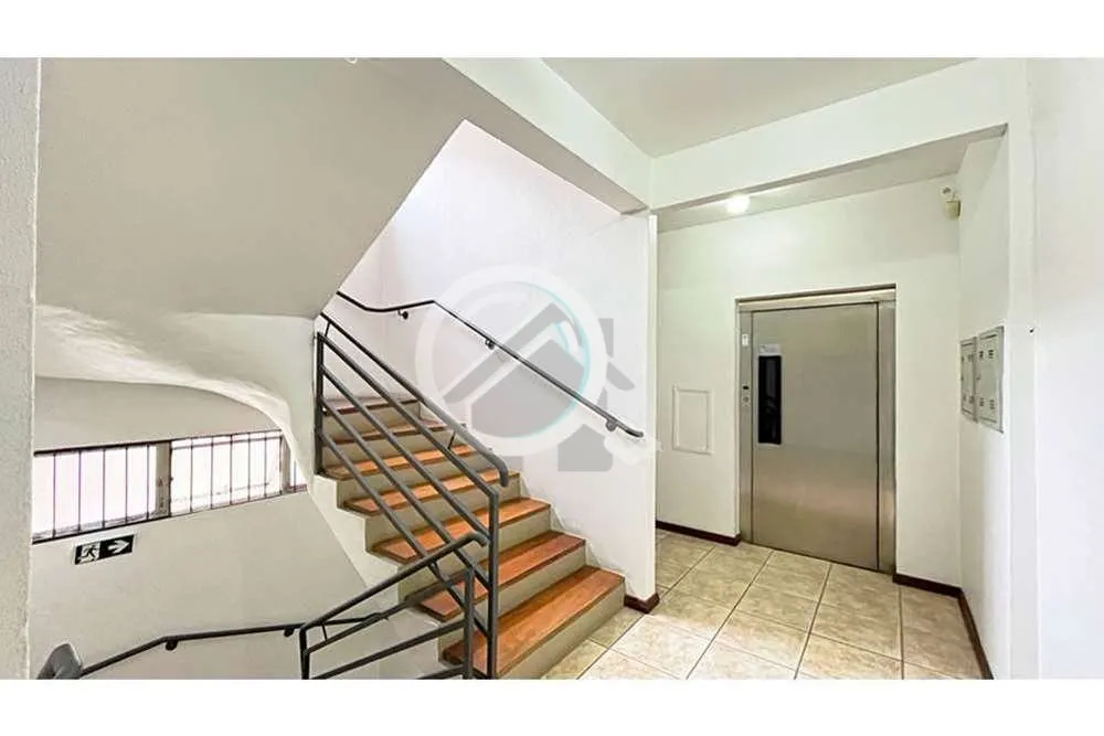Imagem Na Avenida Presindente Franklin Roosevel, 751, sala comercial com 32m², banheiro, terraço, em pré...