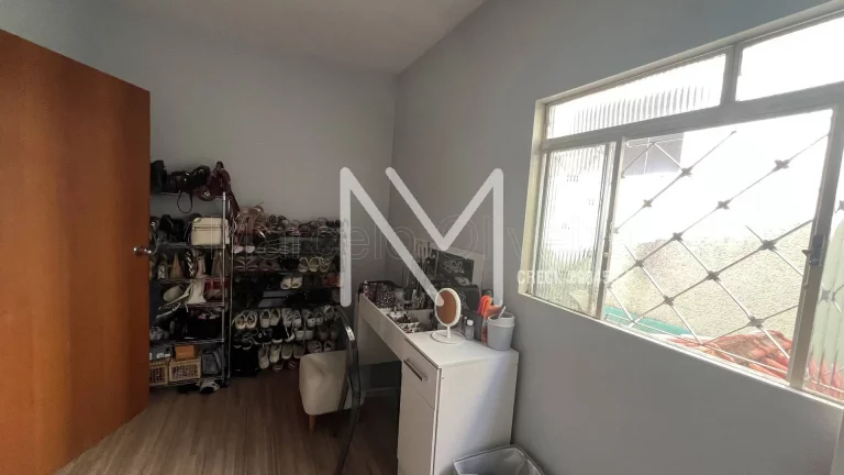 Imagem Casa Sobrado à Venda 4 Quartos - 150m² - Bairro Jardim Santa Inês - SJC