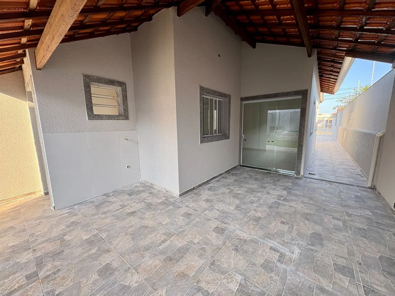 Imagem Casa para Venda em Itanhaém, Cibratel II, 2 dormitórios, 1 suíte, 2 banheiros, 4 vagas