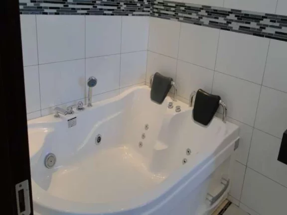 Imagem Casa nova - alto padrão - Praia de Costa Azul