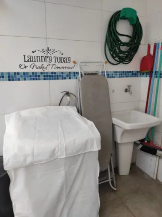 Imagem Sobrado com 2 Quartos para Alugar, 100 m² em Vila Mazzei - São Paulo