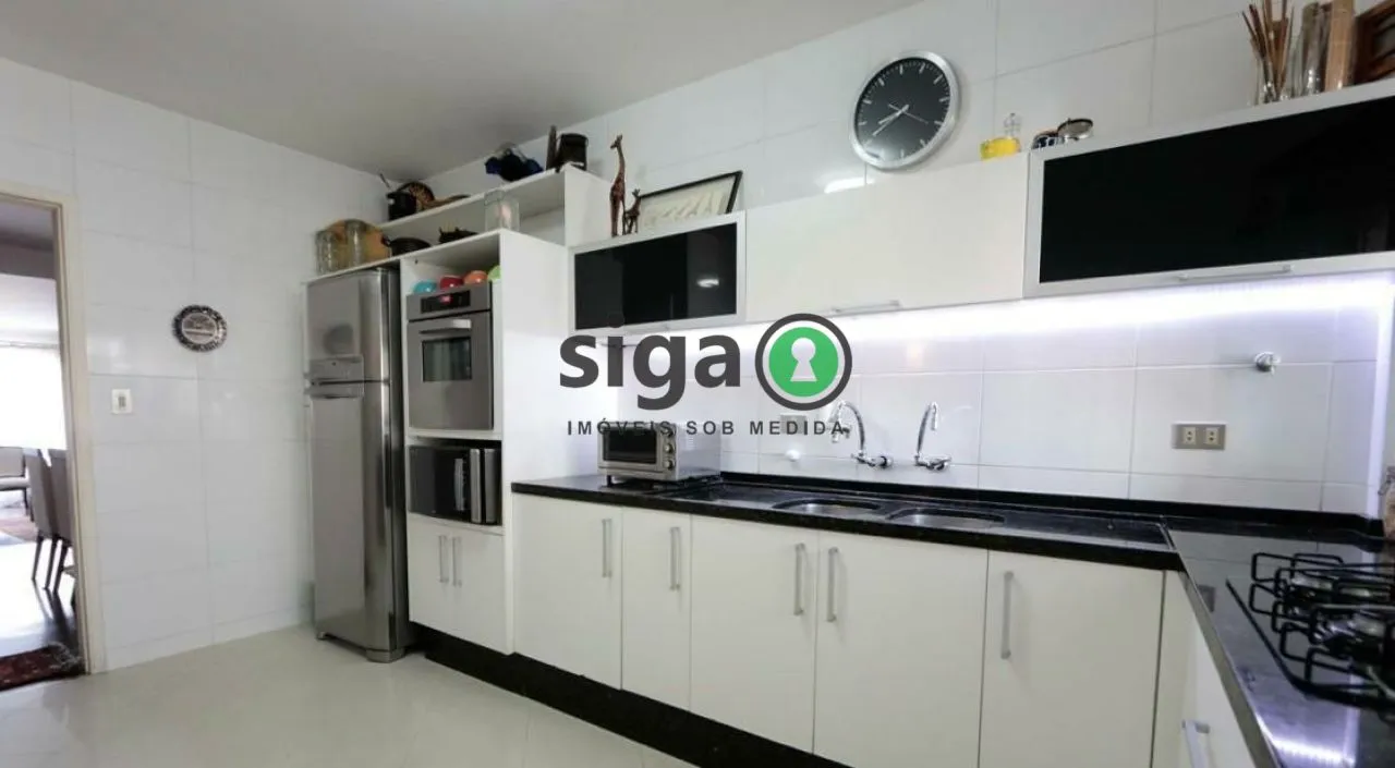 Imagem Apartamento Real Parque, 3 dorm, 3 suítes, 4 vagas, 220m².