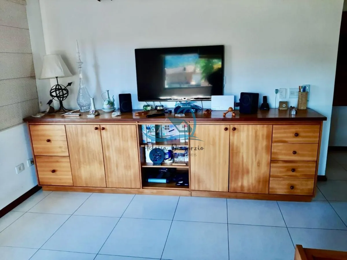 Imagem Magnífica casa com 4 suítes a venda nas Toninhas em Ubatuba