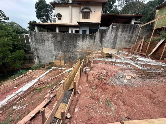 Imagem OPORTUNIDADE PARA MORADIA OU INVESTIMENTO NA GRANJA VIANA NO CONDOMÍNIO FECHADO ALDEIA DA FAZENDINHA