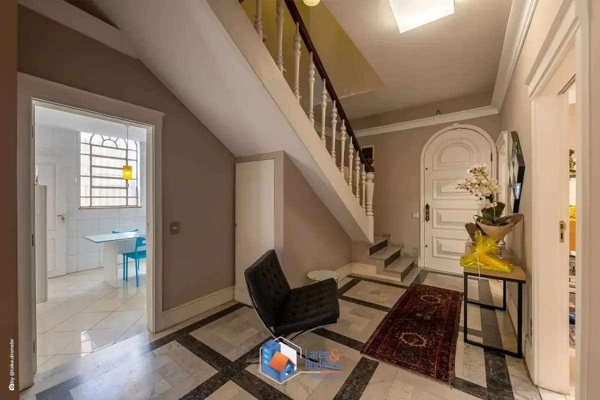 Imagem Casa para venda em Morumbi com 4 quartos, sendo 2 suítes, 556m²