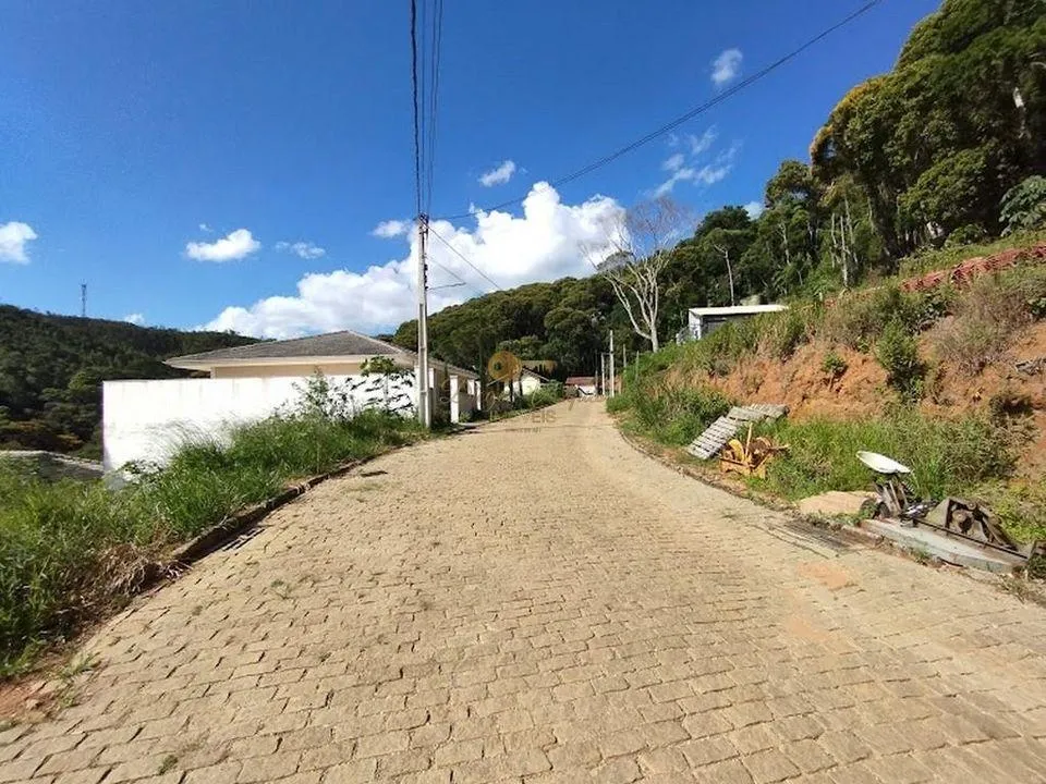 Imagem Terreno em Condomínio para Venda em Teresópolis / RJ no bairro Prata