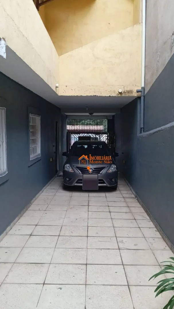 Imagem Sobrado com 6 dormitórios à venda, 250 m² por R$ 800.000,00 - Jardim Almeida Prado - Guarulhos/SP
