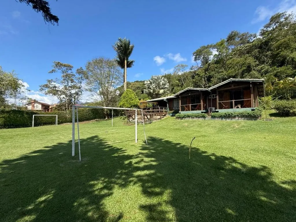 Imagem Casa em Condomínio para Venda em Teresópolis / RJ no bairro Albuquerque