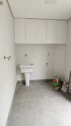Imagem Casa Sobrado Atibaia - 360M², 4 Dorms, 4 Suítes, Lavabo, 4 Vagas, Lareira.