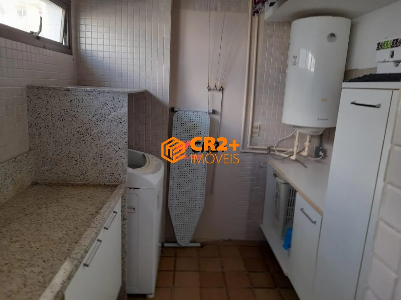 Imagem Cobertura a Venda com 5 Quartos, 3 suítes e Piscina com 460m² em Boa Viagem em R
