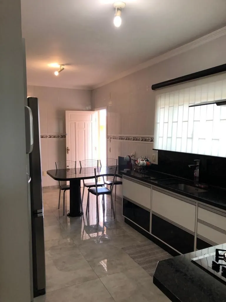 Imagem Casa à venda l 3 dormitórios l 200m² l Terra Fraca - Palhoça/SC