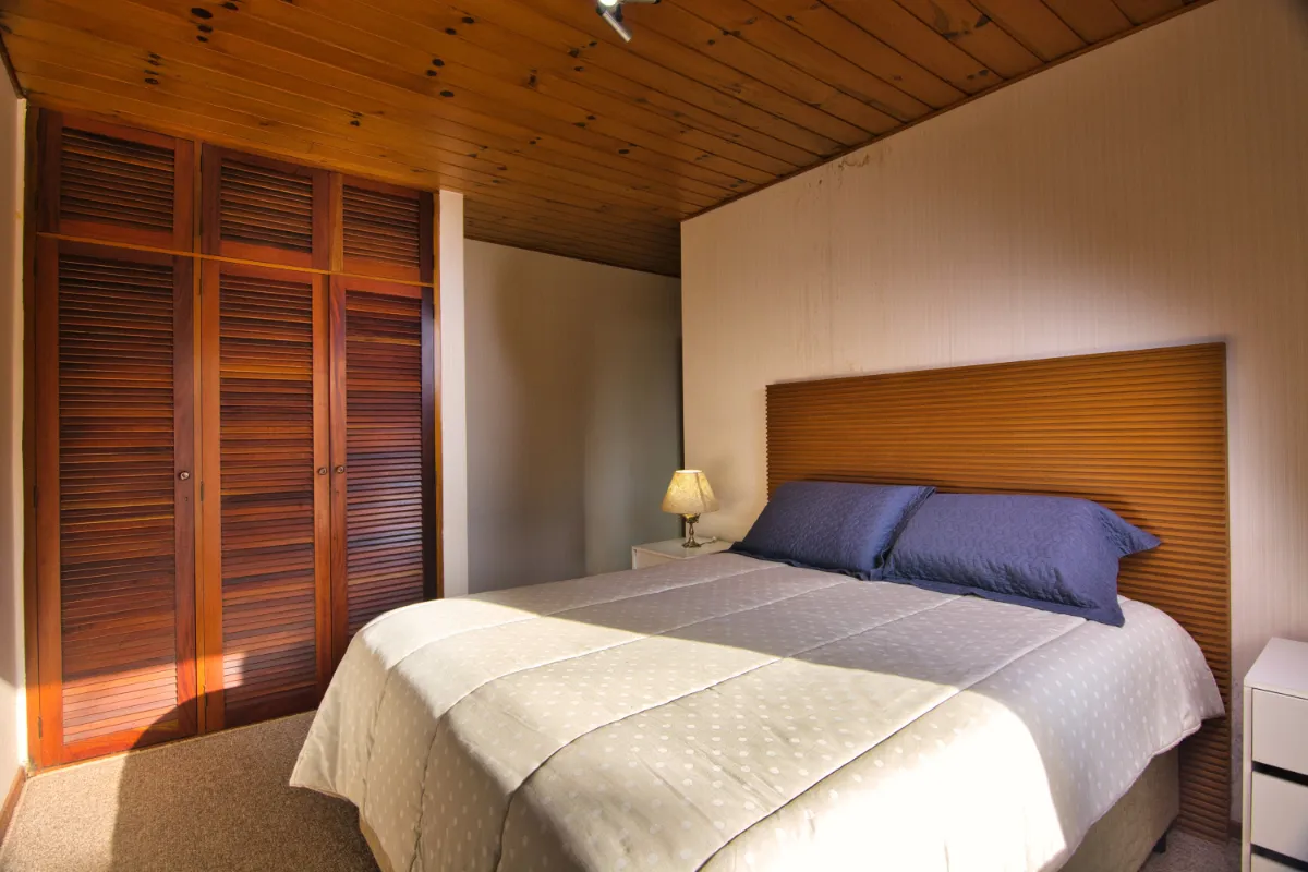 Imagem Casa para venda em Toriba com 3 quartos, sendo 2 suítes, 250m2