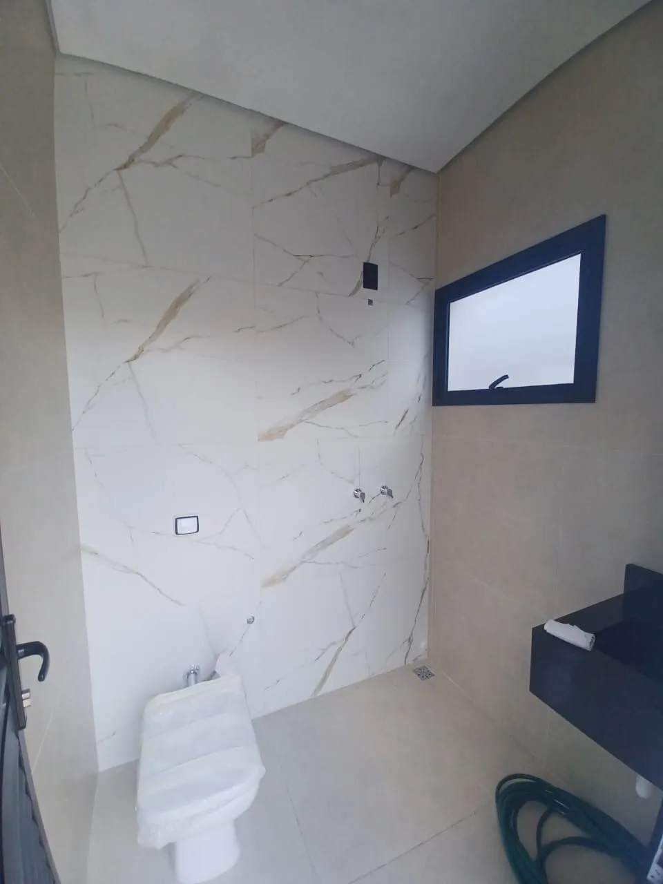 Imagem Impressionante casa térrea de 400m² com 5 dormitórios no Terras de São Lucas