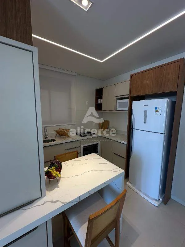 Imagem Apartamento à venda com 2 quartos 1 suíte, 59,49m² em Coqueiros Florianópolis