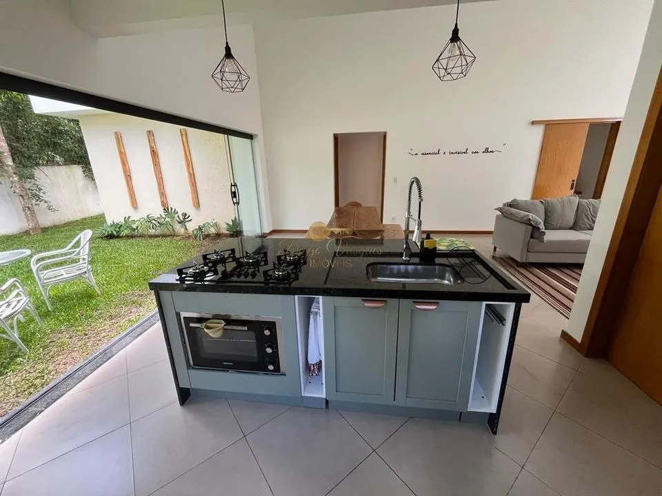 Imagem Casa em Condomínio para Venda em Teresópolis / RJ no bairro Vargem Grande