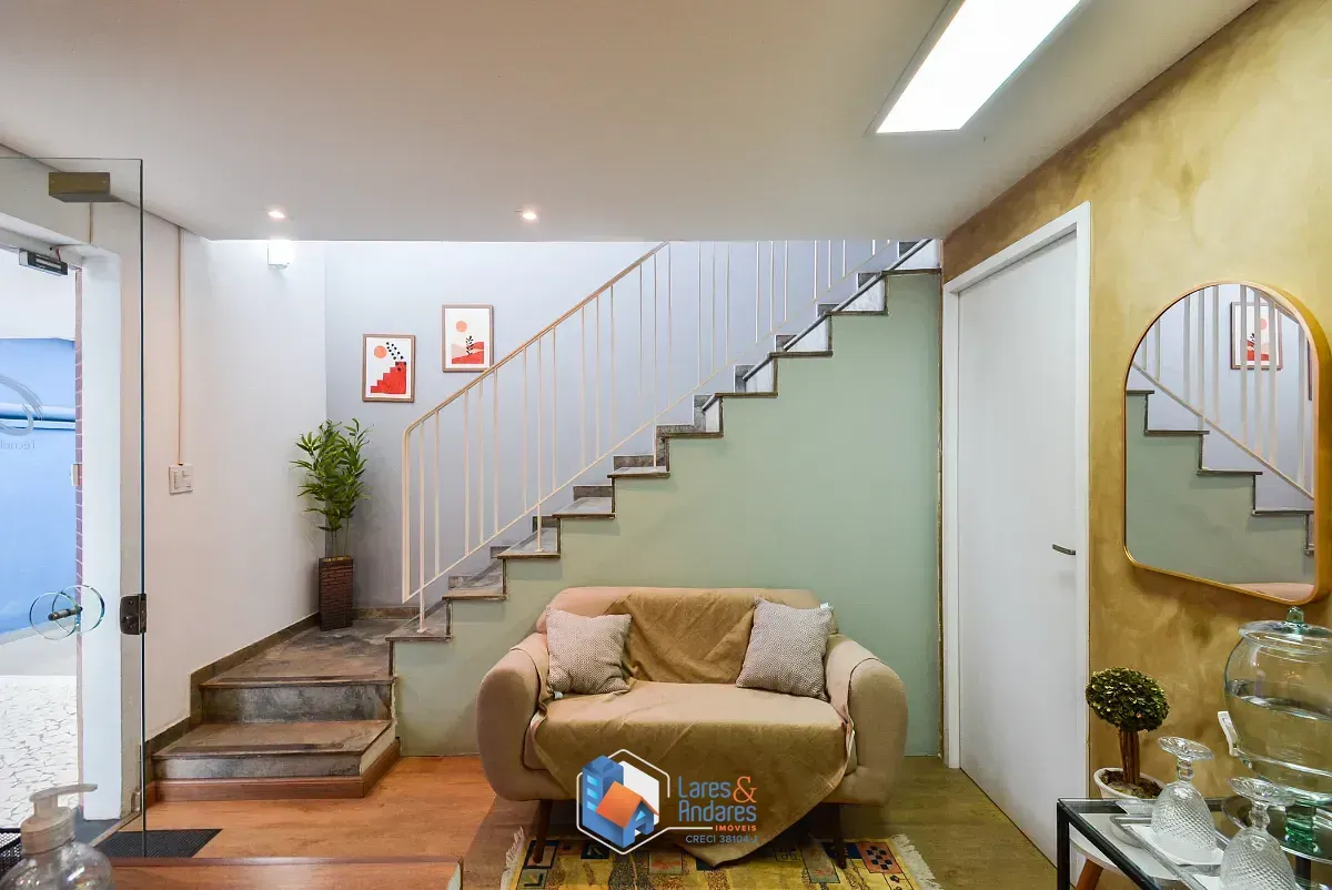 Imagem Casa para venda em Butantã com 3 quartos, sendo 1 suíte, 288m²