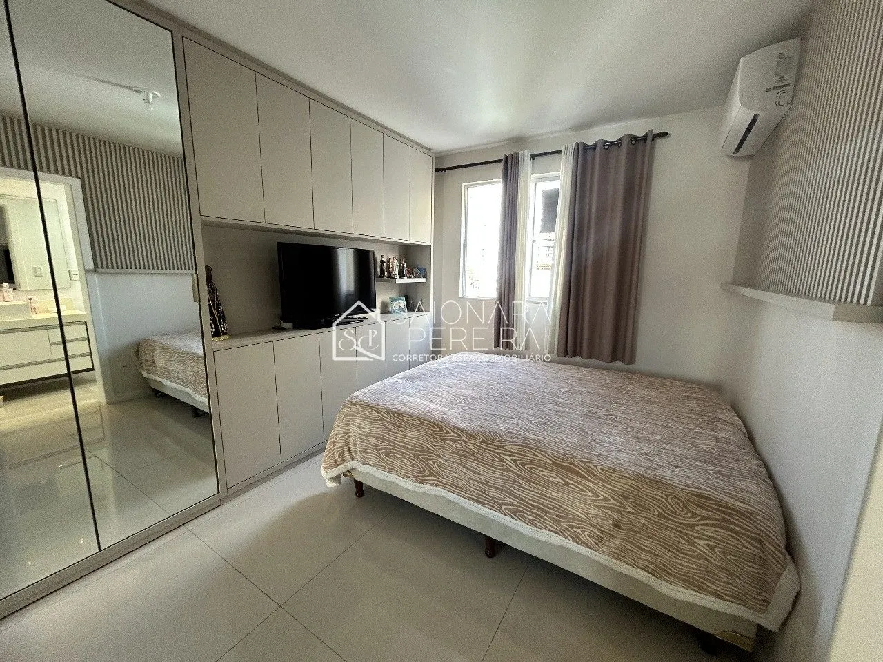 Imagem Apartamento Moderno com 3 Dormitórios no Coração do Estreito!