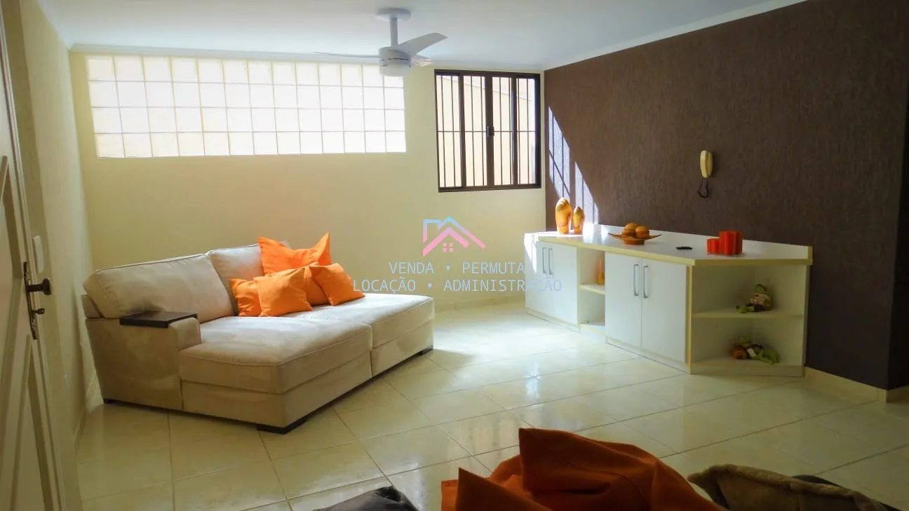 Imagem Casa à venda - Excelente Localização - área útil 384 m2 com 4 dormitórios - 2 suítes - 6 vagas - Bai