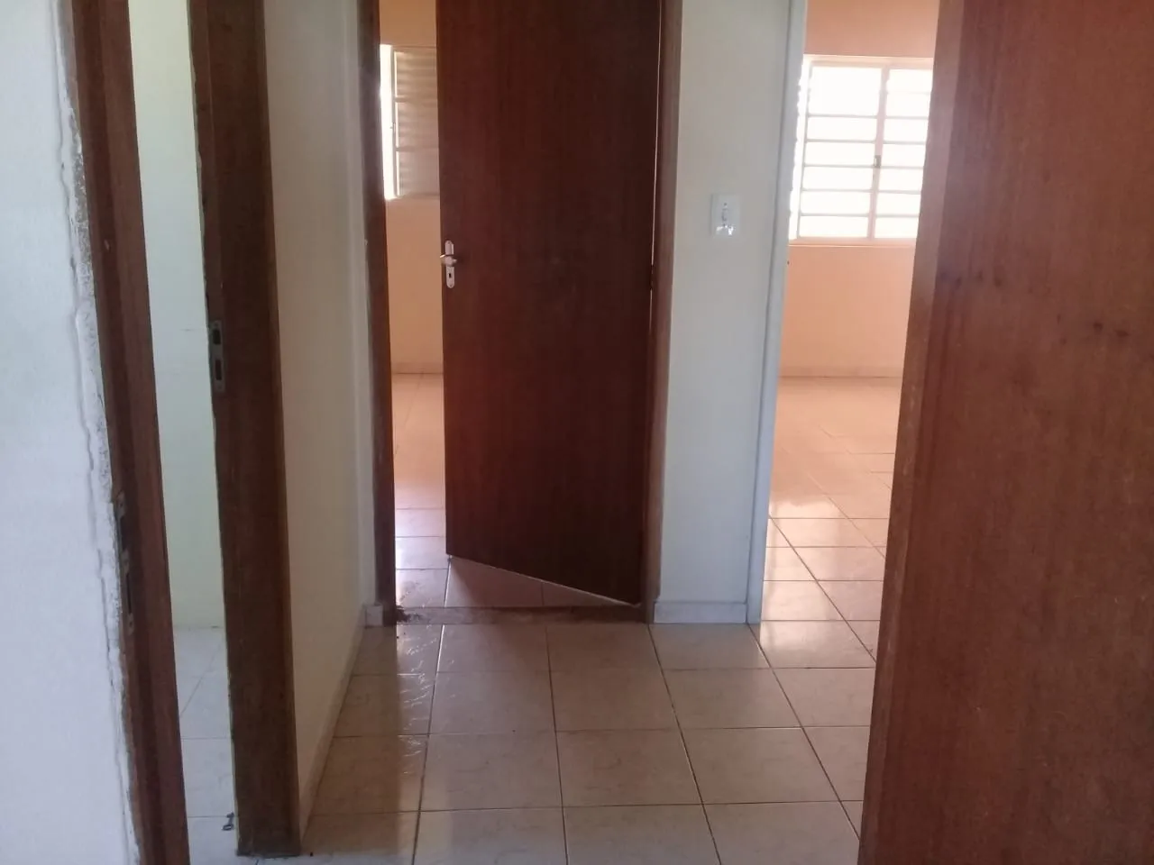 Imagem Casa à venda 2 Quartos, 2 Vagas, 250M², Santa Luzia, Guaratinguetá - SP