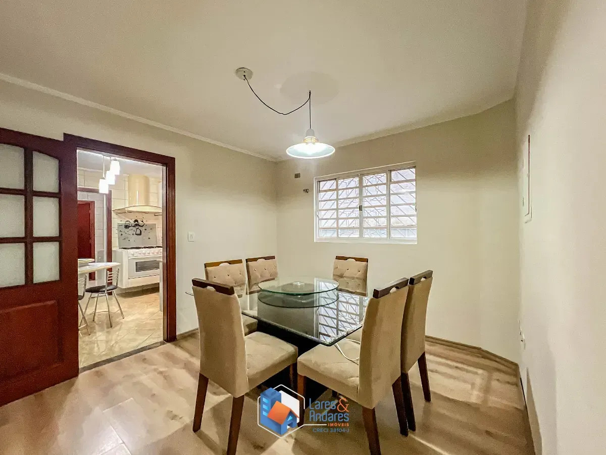 Imagem Sobrado para venda em Vila Mazzei com 3 quartos, sendo 1 suíte, 195m²