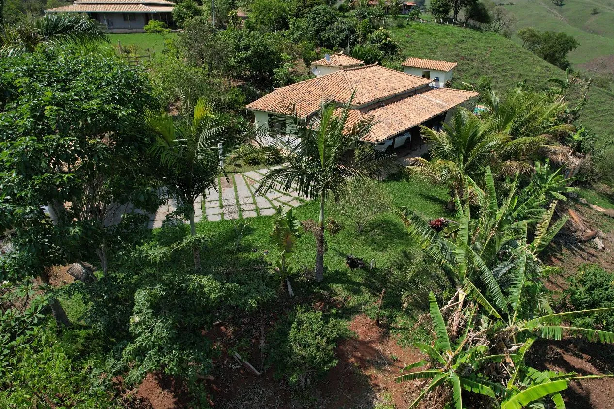 Imagem Lindo sítio à venda em Rio Manso/MG , com 20.000 m² de terra