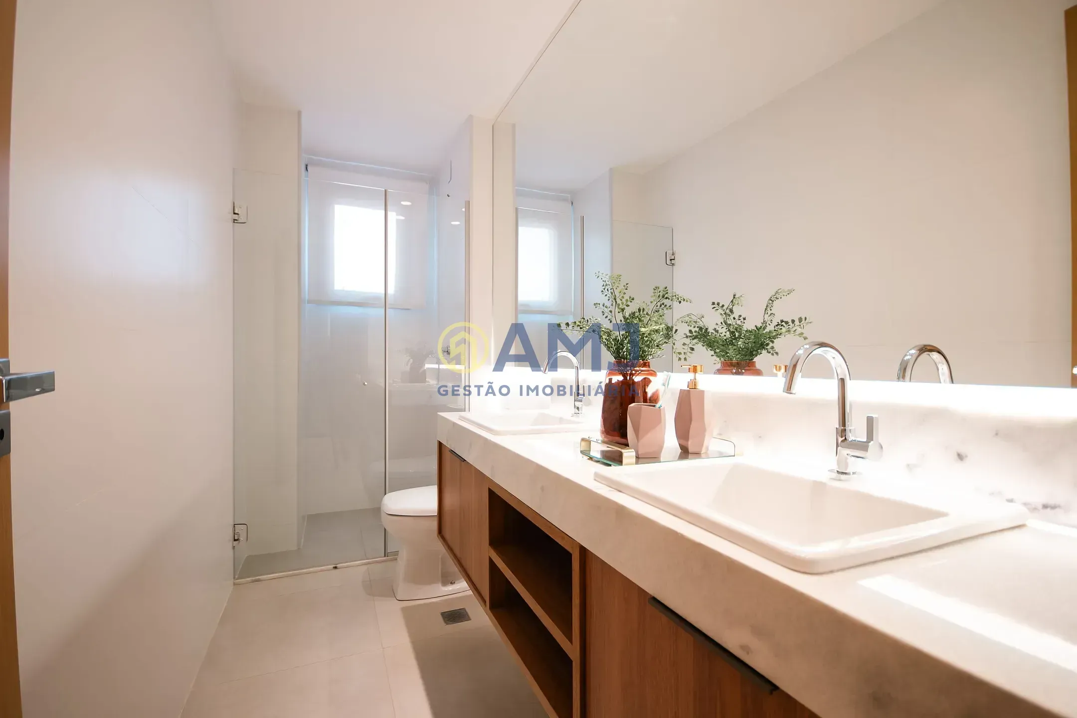 Imagem Apartamento a Venda no Jd. Goiás - Emirates PQ Flamboyant !