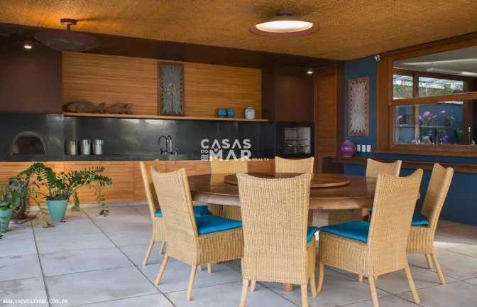 Imagem Casa Frente Mar para Temporada em Armação dos Búzios / RJ no bairro Praia Rasa