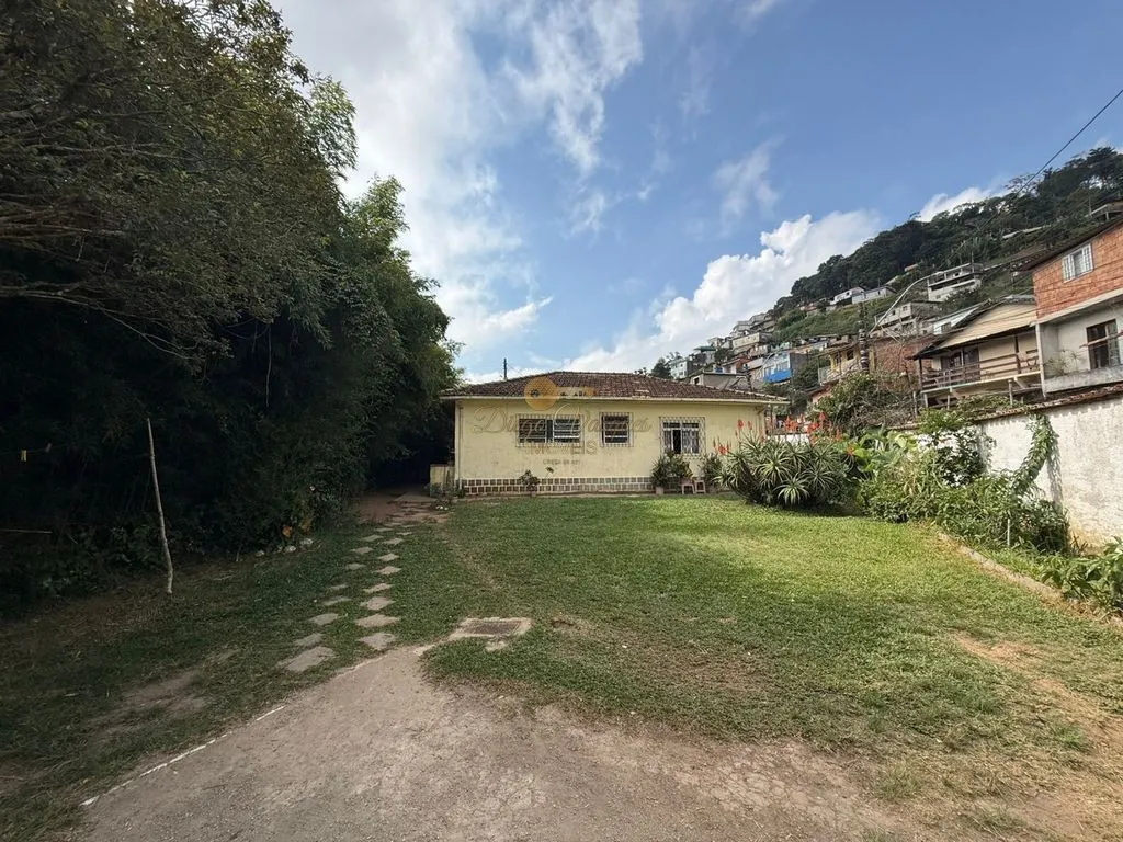 Imagem Casa para Venda em Teresópolis / RJ no bairro Alto