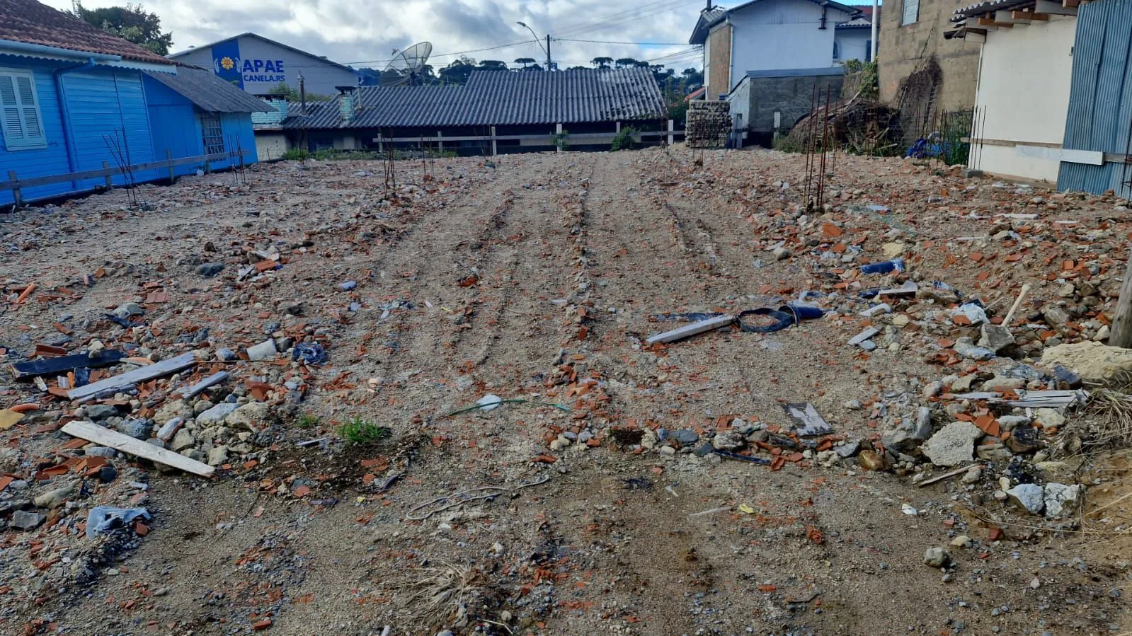 Terreno em Vila Maggi