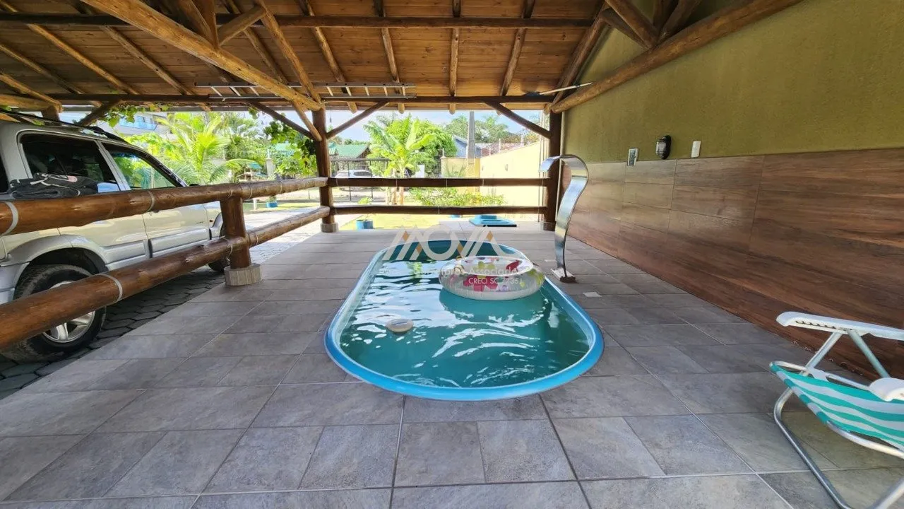 Imagem Casa com piscina à venda no bairro Bamerindus ? Quadra do mar
Excelente oportunidade para morar ou ...