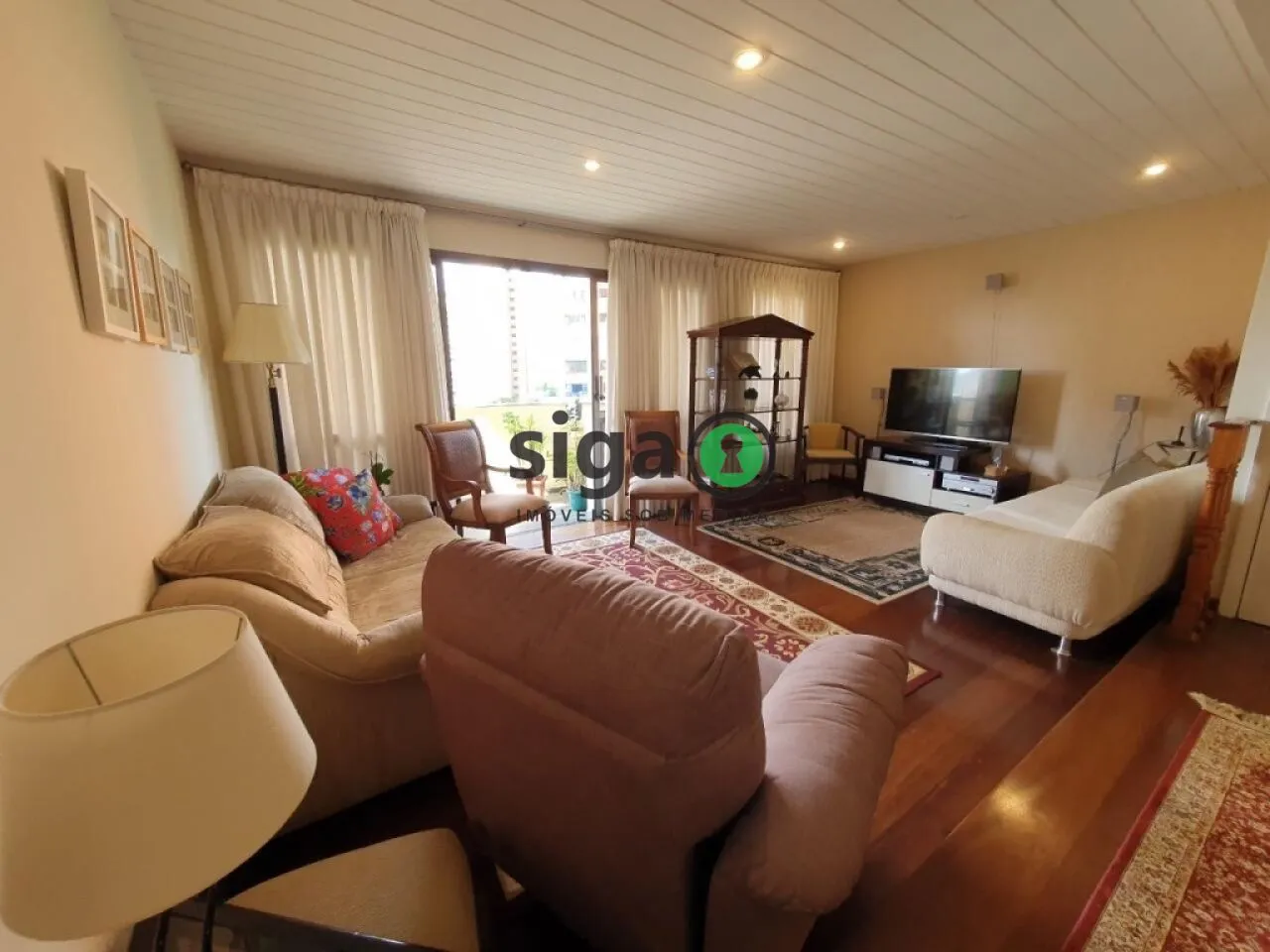 Imagem VENDE e ALUGA na Vila Suzana (Região do Morumbi) Apartamento com 3 dormitórios e 3 Vagas