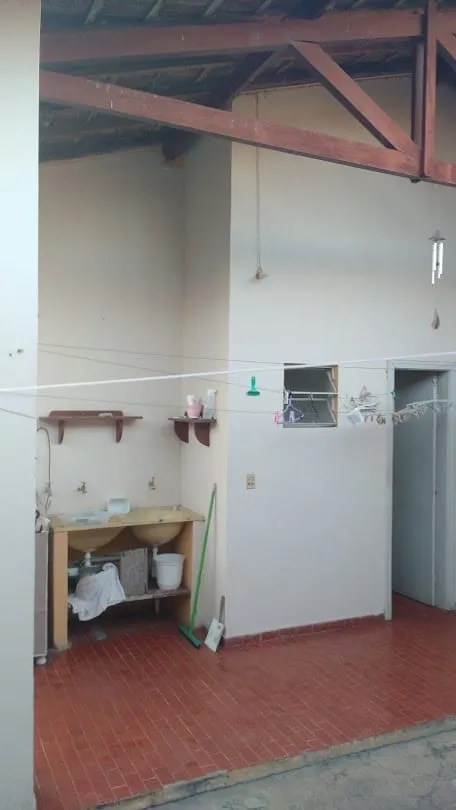 Imagem Casa à venda 3 Quartos, 1 Suite, 140M², Parque São Domingos, Pindamonhangaba - SP